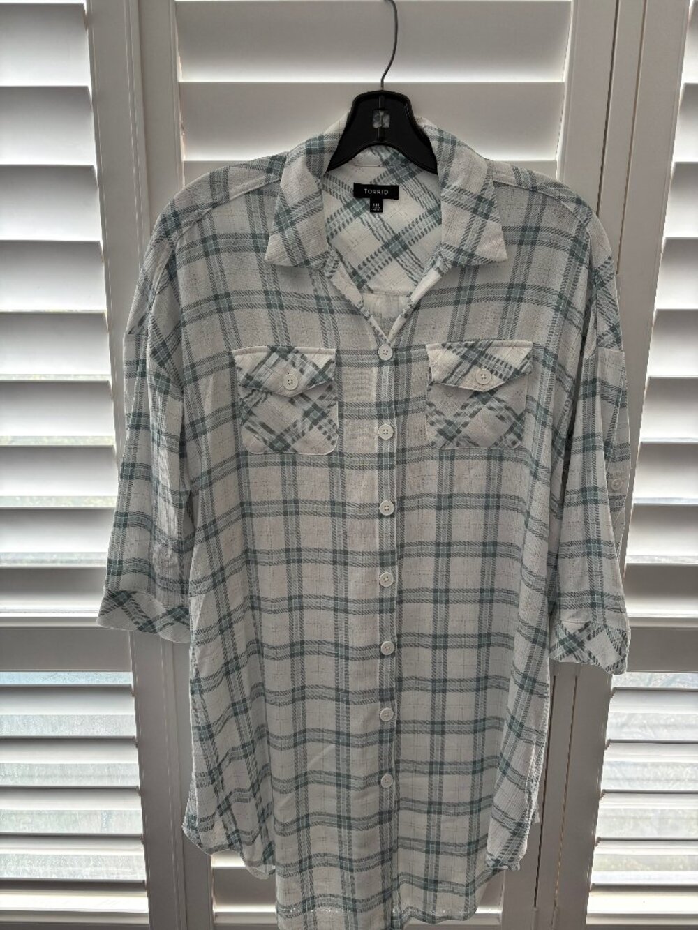 Torrid White Plaid Shirt/Shacket Size 00